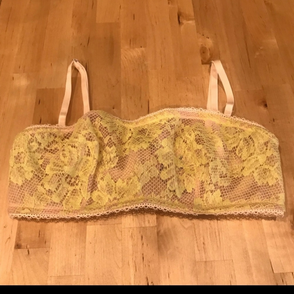 VS NWT vintage multi way bra